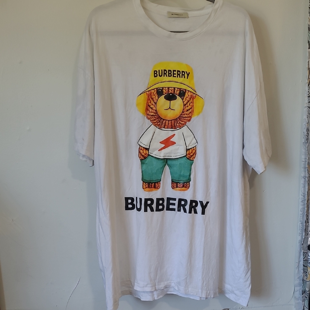 Burberry White T-Shirt with Bear Graphic